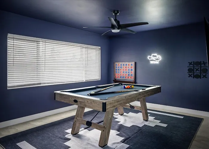 Basketball Court Heated Pool Mini Golf & Holiday home