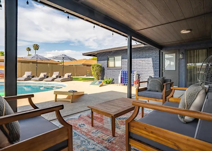 Basketball Court Heated Pool Mini Golf & Holiday home